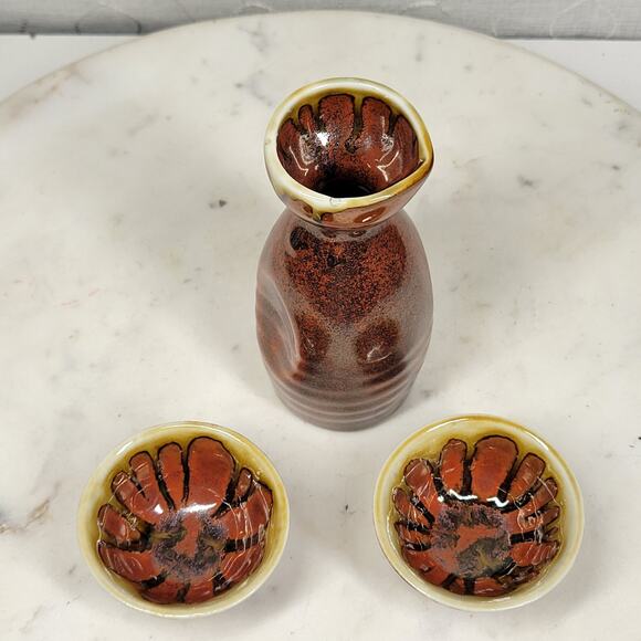Vintage Ceramic Sake Set Brown Floral Motif Glazed Carafe Cups 3 Piece Set - Picture 3 of 16